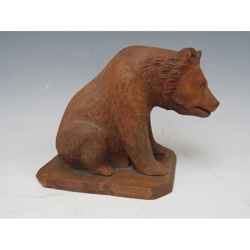202 - A BLACK FOREST STUDY OF A SEATED BEAR, L 15 cm, H 13 cm