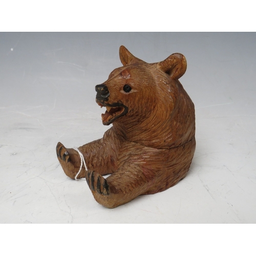 204 - A 20TH CENTURY BLACK FOREST BEAR INKWELL, H 9 cm
