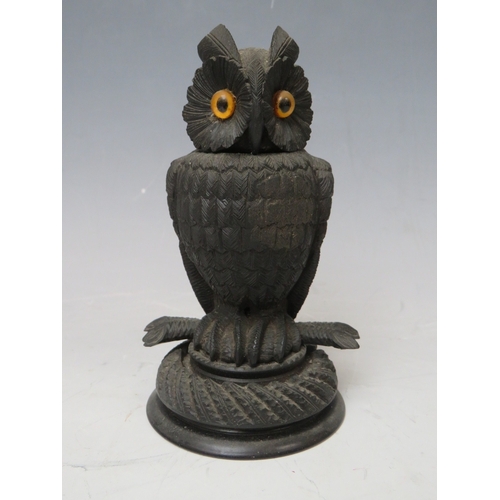 206 - AN IRISH BOG OAK NOVELTY OWL INKWELL, H 15 cm