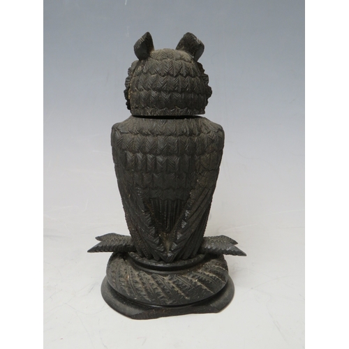 206 - AN IRISH BOG OAK NOVELTY OWL INKWELL, H 15 cm