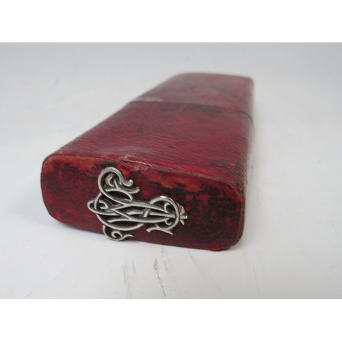 237 - A 19TH CENTURY DRAUGHTSMAN'S LEATHER COVERED DRAWING CASE WITH IMPLEMENTS