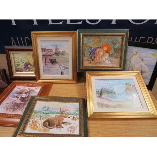 476 - A SELECTION OF FRAMED HAND PAINTED CERAMIC PLAQUES