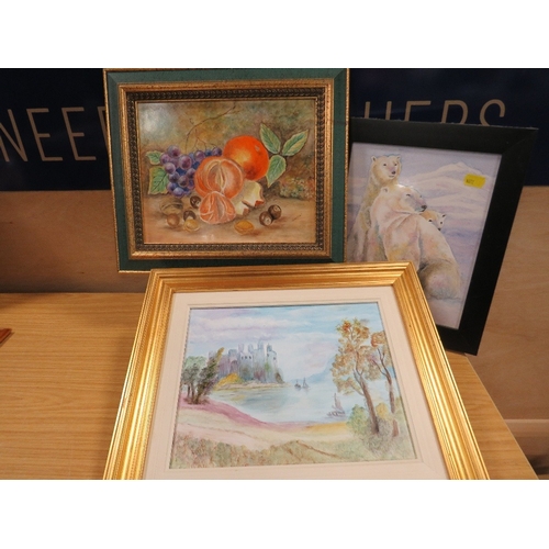 476 - A SELECTION OF FRAMED HAND PAINTED CERAMIC PLAQUES