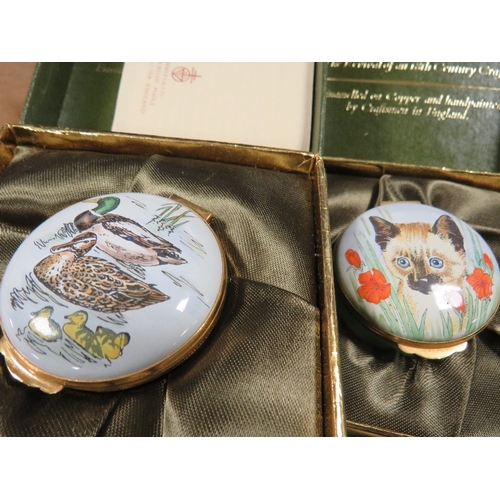 478 - A COLLECTION OF BOXED STAFFORDSHIRE ENAMEL BOXES
