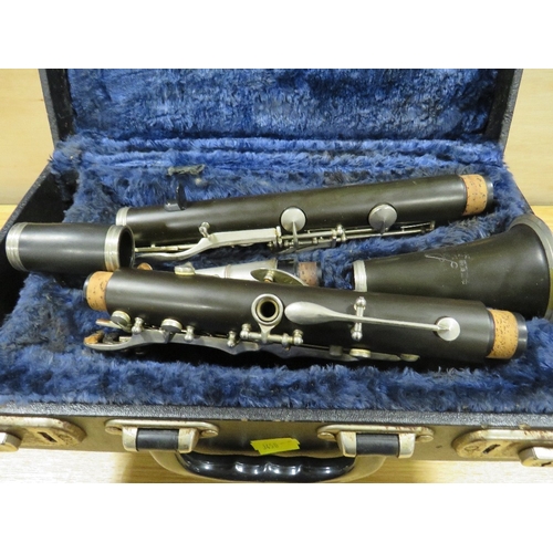 491 - A VINTAGE LARK CLARINET IN CASE