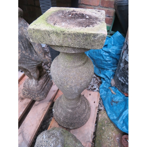715 - A SELECTION OF CONCRETE GARDEN STATUES