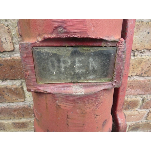 719 - A KENNEDY FIRE MAIN INDICATOR POST