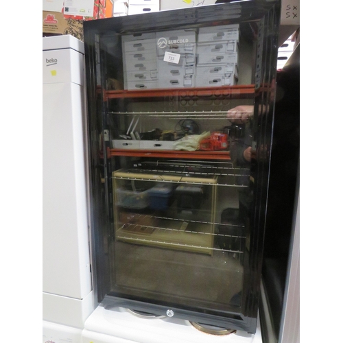 Lot 733       