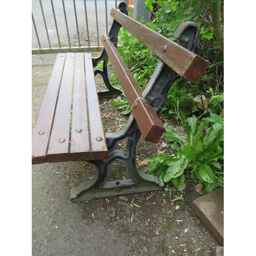 703 - A HEAVY VINTAGE CAST IRON GARDEN BENCH