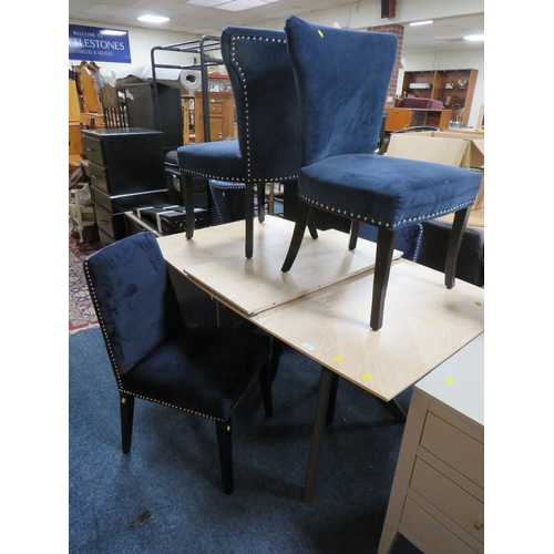 Lot 803       