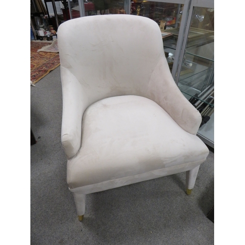 898 - A MODERN CREAM SUEDE EFFECT ARMCHAIR