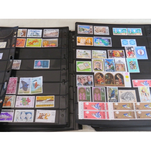 150 - SIX ALBUMS OF WORLD STAMPS WITH MANY VALUABLE EXAMPLES, recommended for viewing in person