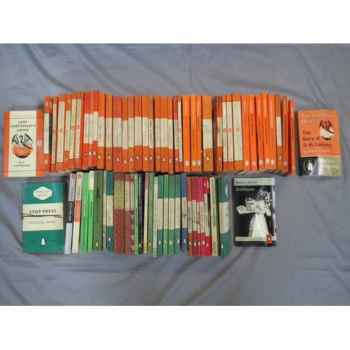 189 - ONE TRAY OF VINTAGE PENGUIN PAPERBACK BOOKS, orange and green (69)