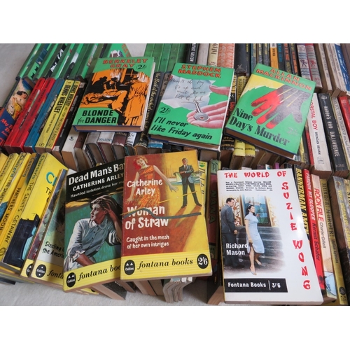 191 - THREE TRAYS OF VINTAGE HARDBACK AND PAPERBACK BOOKS, to include crime novels - James Hadley Chase et... 