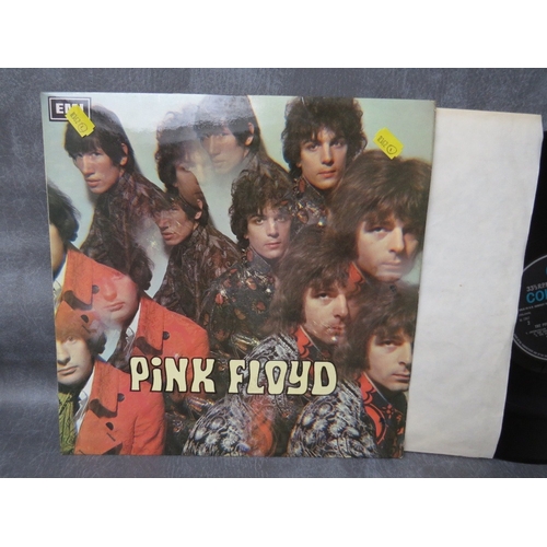 226 - PINK FLOYD LP RECORD 'THE PIPER AT THE GATES OF DAWM', 1967, SCX6157