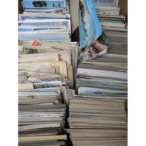 213 - TWO VINTAGE POSTCARDS ALBUMS, together with a tray of loose postcards with many vintage examples