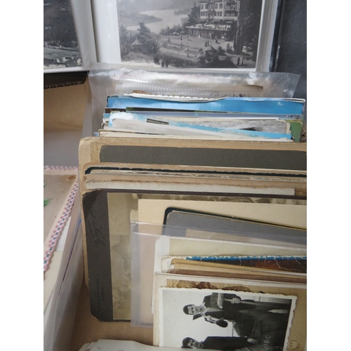 217 - A TRAY CONTAINING VINTAGE POSTCARD ALBUM, plus loose vintage postcards