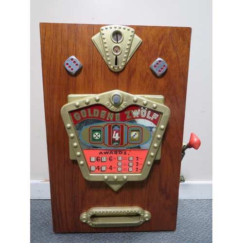 521 - A VINTAGE GOLDEN ZWOLF (12) WOOD CASED WALL MOUNTED ONE ARM BANDIT ARCADE MACHINE, working on pennie... 