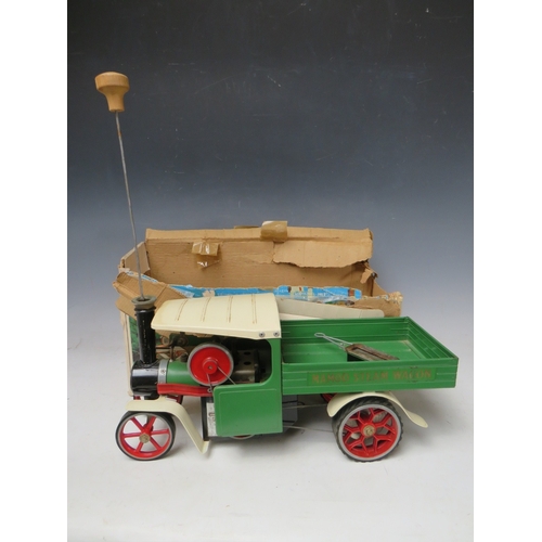 371 - A BOXED MAMOD STEAM WAGON SW1, to include spirit lamp and detachable steering extension