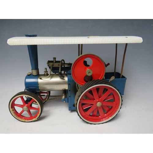 375 - AN UNBOXED WILESCO TRACTION ENGINE D405