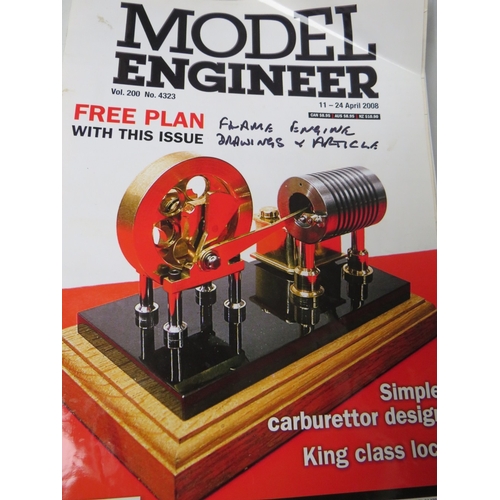 381 - A FLAME / VACUUM ENGINE ON WOODEN PLINTH, with build plans