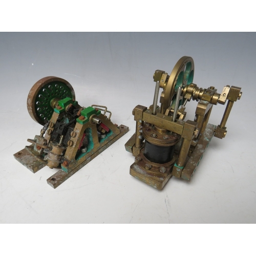 383 - A PAIR OF STEAM ENGINES WITH BUILD INSTRUCTIONS / PLANS, to include side lever engine and double dia... 