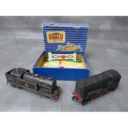 413 - SEVEN UNBOXED HORNBY DUBLO LOCOMOTIVES, to include Duchess of Montrose 4-6-2, Sir Nigel Gresley 4-6-... 