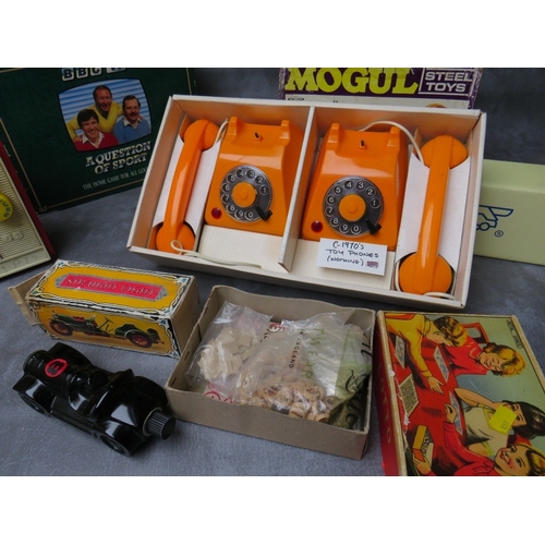 427 - A BOXED ELIGOR 1:43 SCALE GOODYEAR ARTICULATED LORRY AND TRAILER, boxed Meccano Mogul Army truck 328... 