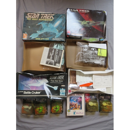 433 - A BOXED STAR TREL AMT ERTL 1:650 SCALE KLINGON BIRD OF PREY, boxed ATM Ertl Battle Cruiser, boxed Kl... 