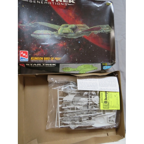 433 - A BOXED STAR TREL AMT ERTL 1:650 SCALE KLINGON BIRD OF PREY, boxed ATM Ertl Battle Cruiser, boxed Kl... 