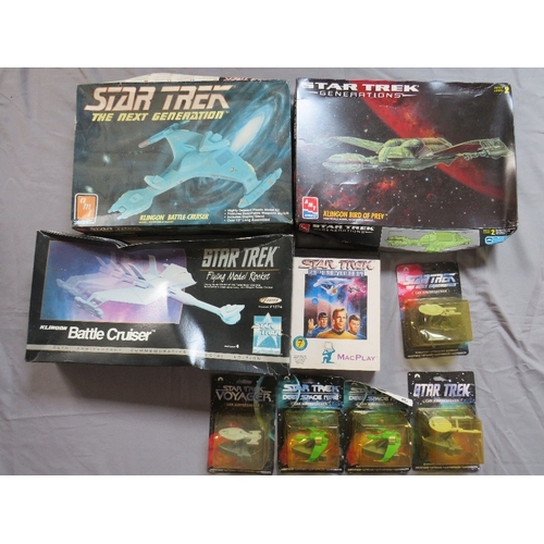 433 - A BOXED STAR TREL AMT ERTL 1:650 SCALE KLINGON BIRD OF PREY, boxed ATM Ertl Battle Cruiser, boxed Kl... 