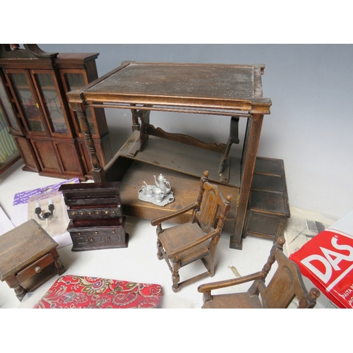 361 - A SMALL TRAY OF DOLLS HOUSE FURNITURE, to include a four poster bed, table and chairs, dresser, wall... 