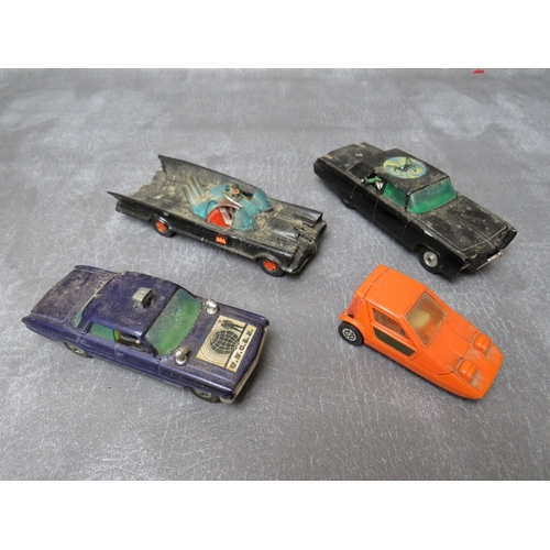 493 - A SMALL TRAY OF TV AND FILM RELATED UNBOXED DIE CAST VEHICLES, to include Dinky Thunderbirds Lady Pe... 