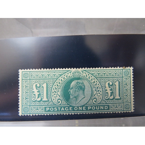 29 - EDWARD VII MINT £1 DEEP GREEN, one perf fault top right