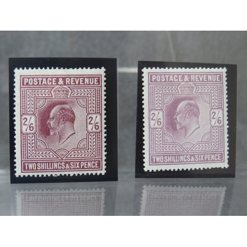 33 - EDWARD VII MINT 2/6D PARI OF SHADES