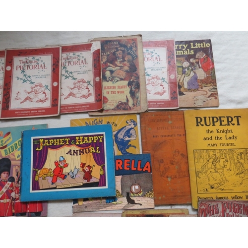 200 - A TRAY OF VINTAGE MAGAZINES, to include 'The Childs Pictorial', 'Rosebud', etc.