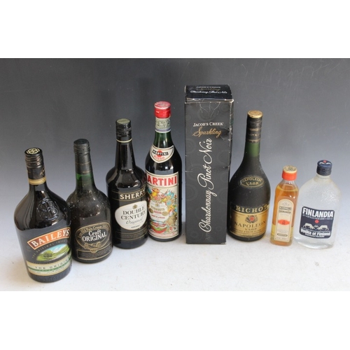 253 - EIGHT ASSORTED BOTTLES OF SPIRITS AND LIQUERS ETC., to incldue 1 bottle of Richot Napoleon V.S.O.P. ... 