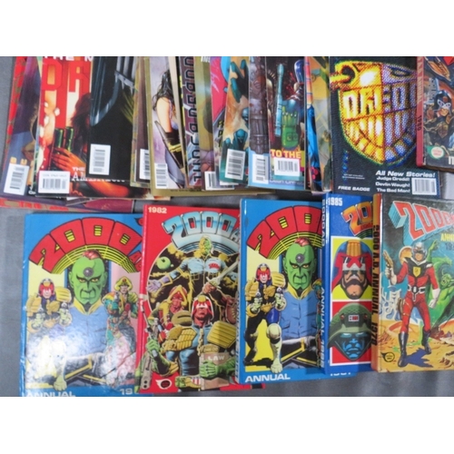 352 - A MIXED LOT OF COMICS AND COMIC BOOK ANNUALS, to include Carlton Comics E-Man No. 1,2,3 4 and 5, 200... 