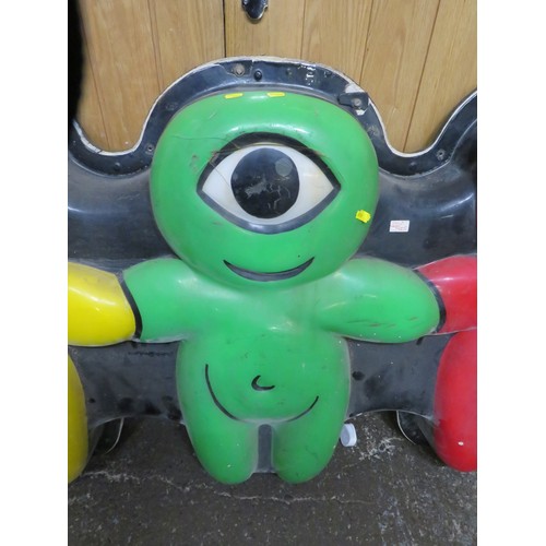 507 - AN UNUSUAL PLEASURE BEACH LIGHT UP ALIEN SIGN, depicting three one-eyed aliens in a row in red, gree... 