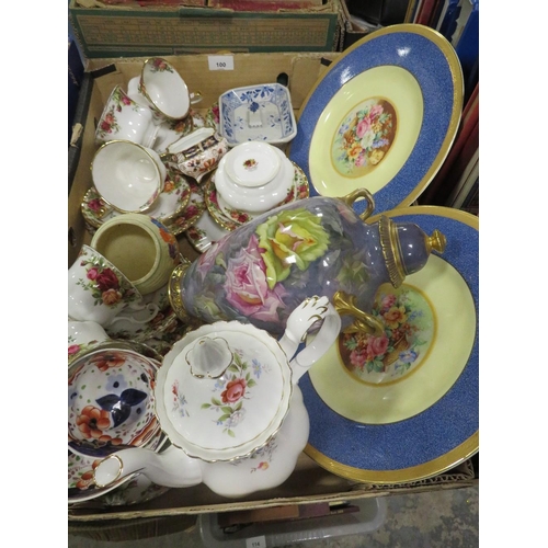 100 - A TRAY OF ASSORTED CERAMICS TO INCLUDE ROYAL ALBERT OLD COUNTRY ROSES ETC