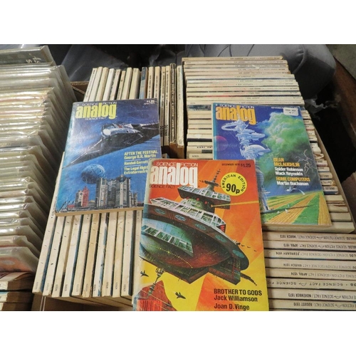 139 - THREE TRAYS OF SCIENCE FICTION PUBLICATIONS TO INCLUDE ASTOUNDING SCIENCE FICTION AND ANALOGUE MAGAZ... 