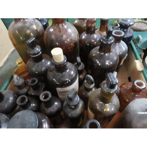 151 - TWO TRAYS OF BROWN AND AMBER CHEMIST AND LABELLED APOTHECARY BOTTLES ETC