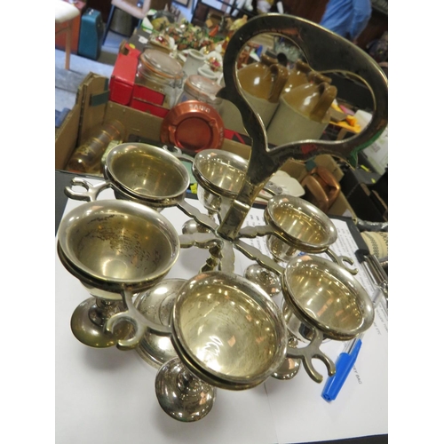 171 - A TRAY OF SILVER PLATED WARE TO INCLUDE A PIERCED TWIN HANDLED GALLERY TRAY