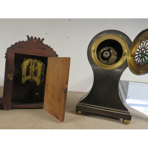 205 - TWO VINTAGE MANTLE CLOCKS TO INCLUDE A BALLOON CLOCK