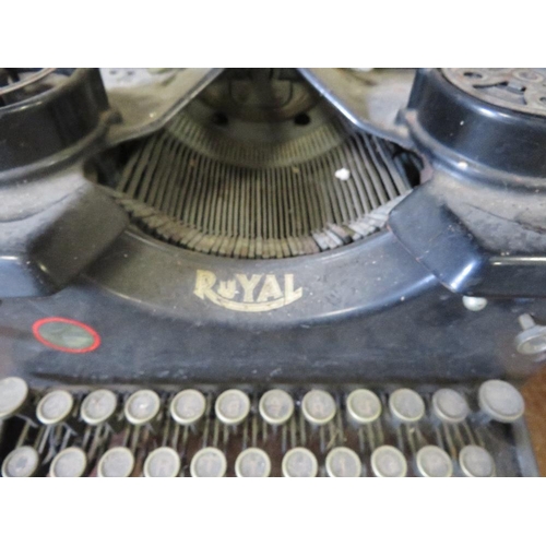 226 - A VINTAGE ROYAL TYPEWRITTER A/F