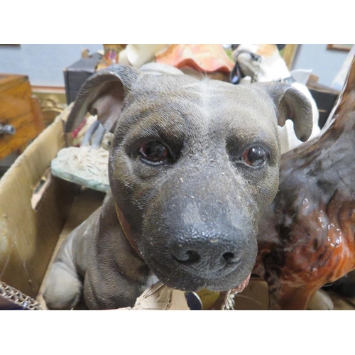 50 - A TRAY OF ASSORTED CERAMIC AND RESIN ANIMAL FIGURES TO INCLUDE A SAUSAGE DOG BOOT SCRAPER