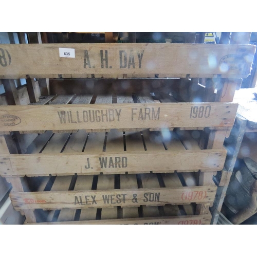 635 - A SELECTION OF EIGHT VINTAGE WOODEN CRATES