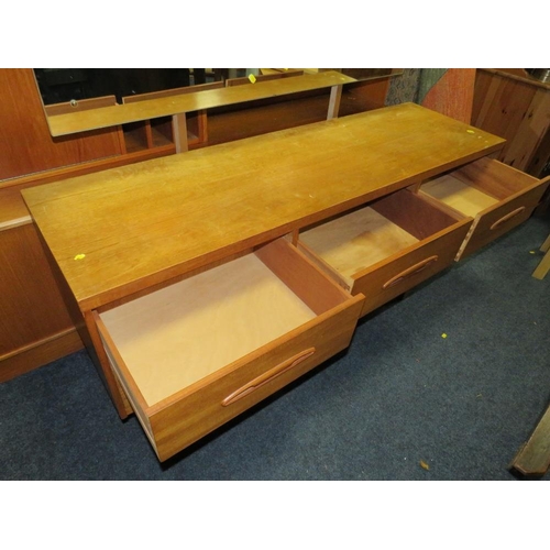 754 - A teak mid-century dressing table