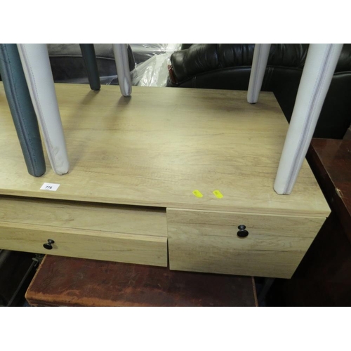 776 - A modern office desk with five drawers