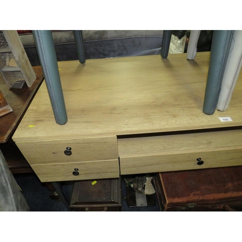 776 - A modern office desk with five drawers